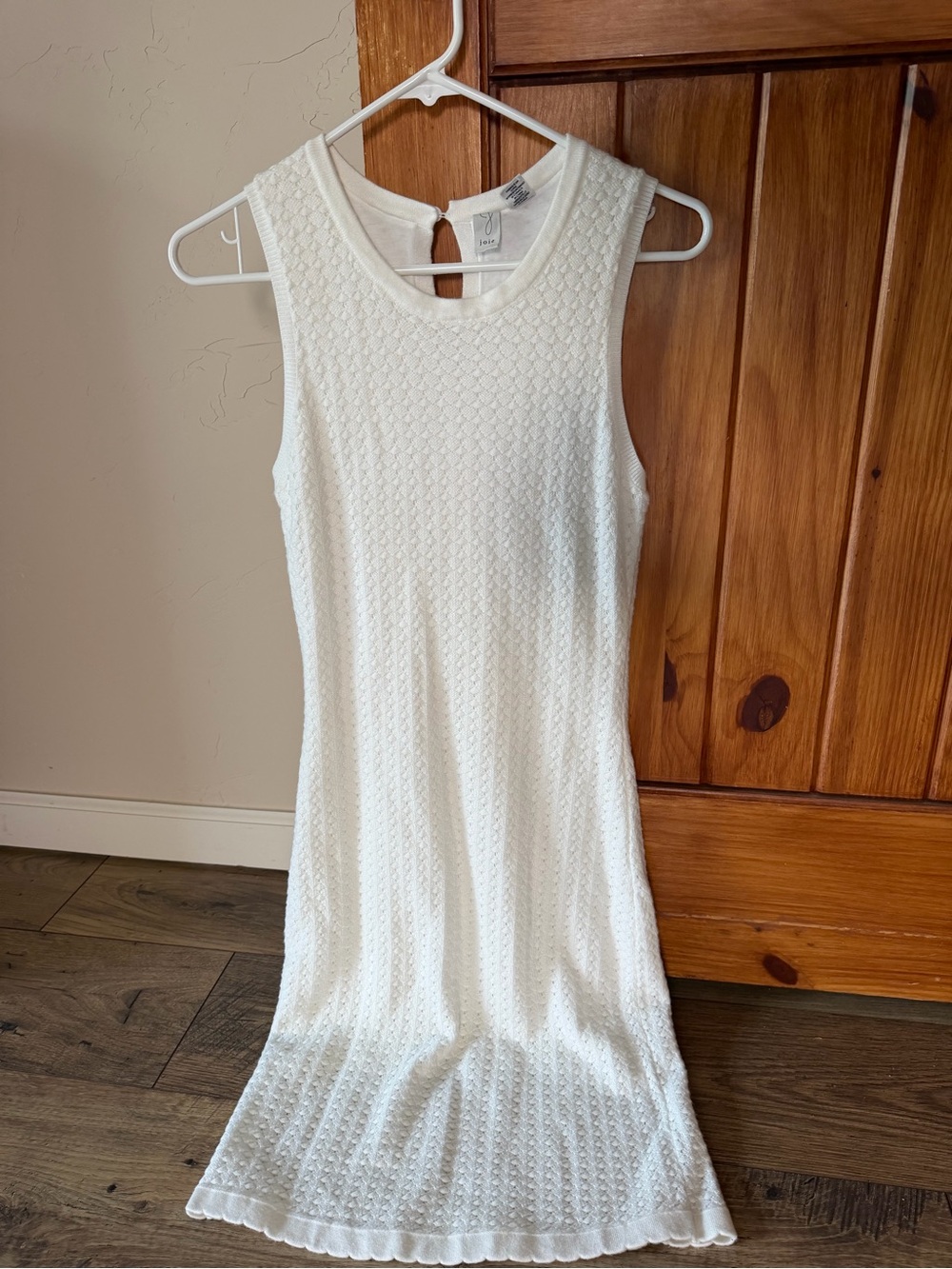 Joie White Textured Knit Sleeveless Mini Dress Size Small bridal shower dress